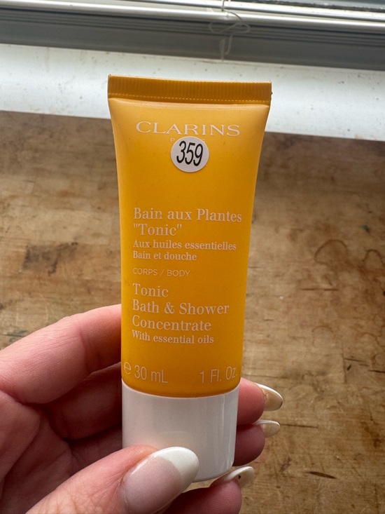 Clarins Other - Clarins Tonic Bath & Shower Concentrate